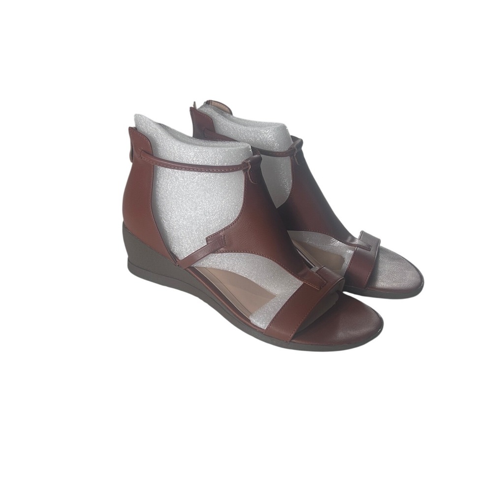 Journee Collection Trayle Tan Vegan Leather Wedge Sandals Women Size 10M Zip NEW
